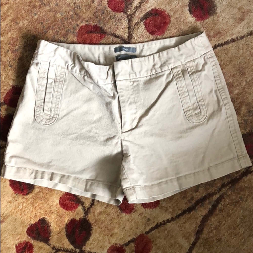 Gap shorts